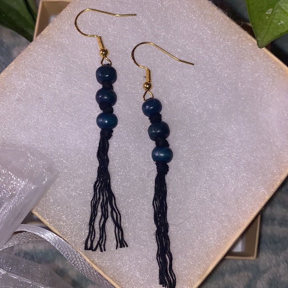 Dark Navy Blue Hand Crafted Macrame Tassel Fringe Earrings Wood Beaded Accents - Picture 4 of 9